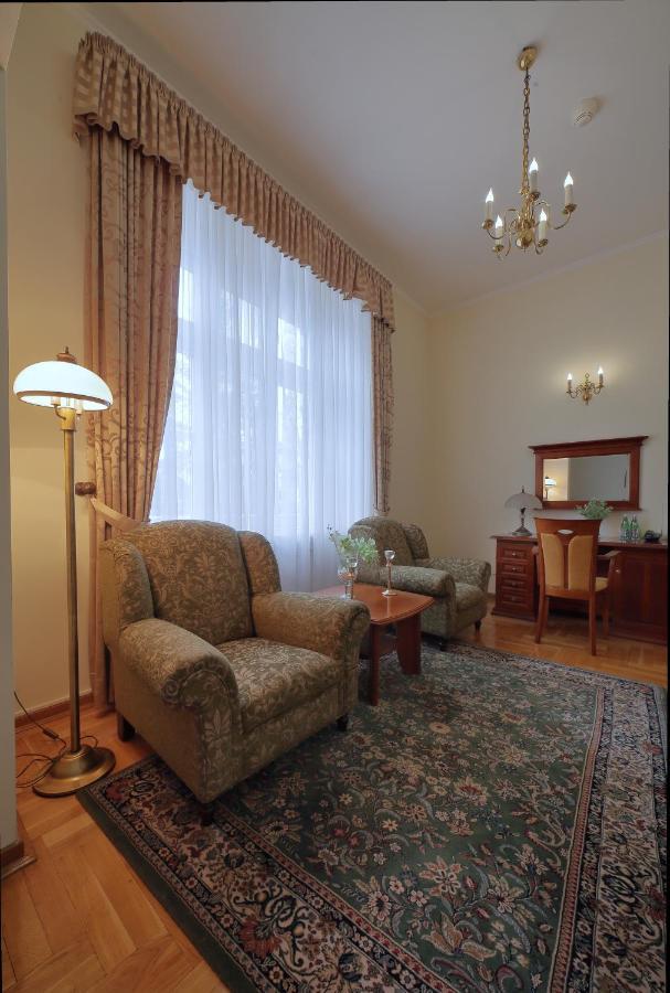 Palac Pod Kampinosem - Blisko Warszawy Resort Leszno (Masovia)